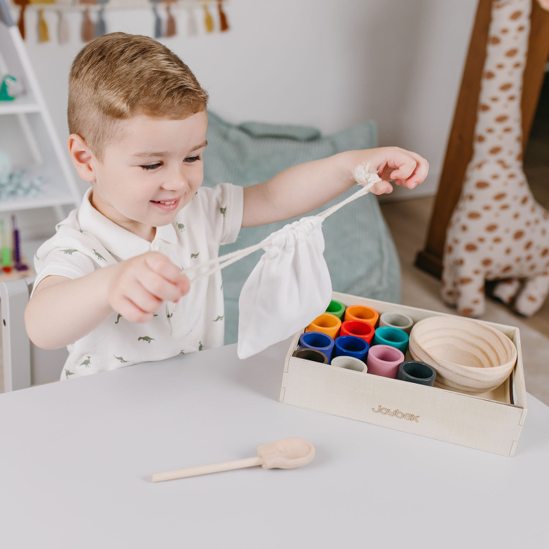 Bile și pahare Montessori Bile și pahare Montessori